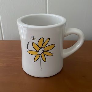 Sonoma, California Mug with Flower & Bee